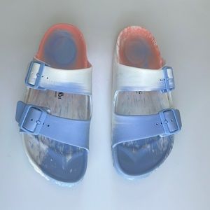Woman’s Birkenstock Size 7 / 38